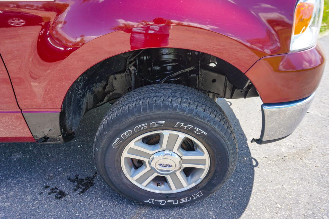 Ford F-150 Reg Cab Flareside 126" XLT 4WD 2006