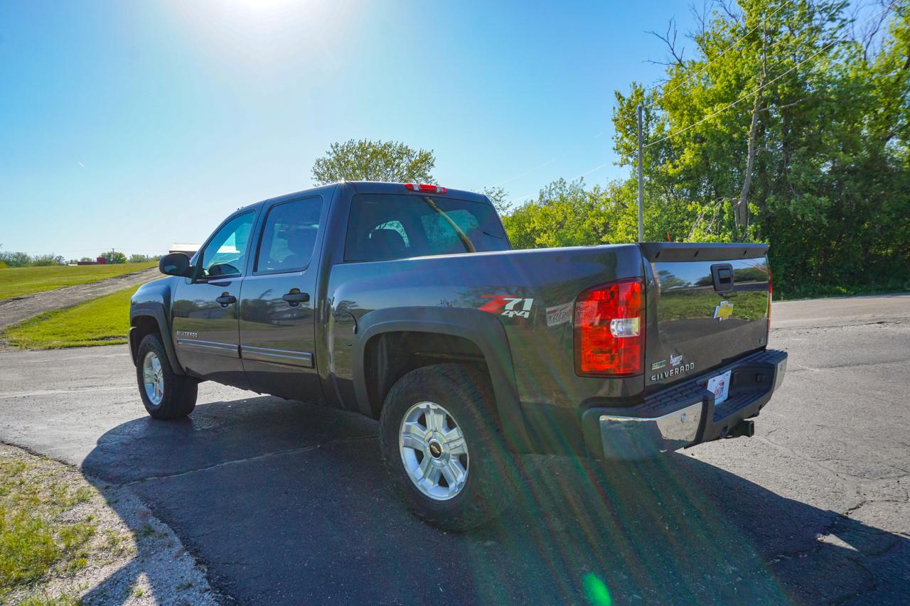 Chevrolet Silverado 1500 4WD Crew Cab 143.5" LT 2011