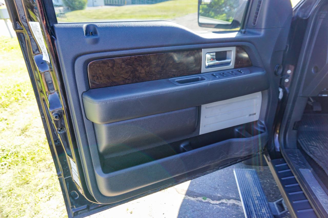Ford F-150 4WD SuperCrew 145" Platinum 2013
