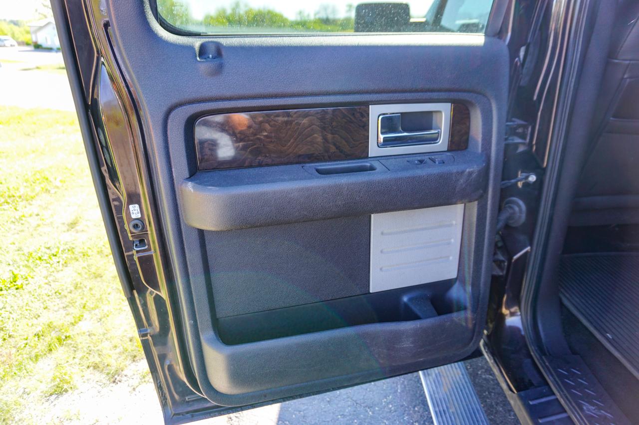 Ford F-150 4WD SuperCrew 145" Platinum 2013