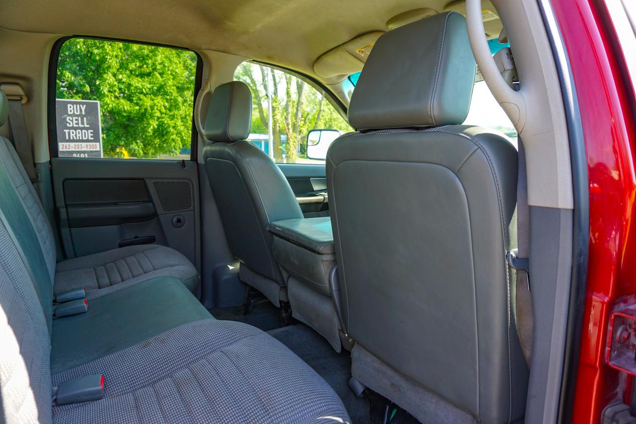 Dodge Ram 2500 4WD Quad Cab 140.5" SLT 2008