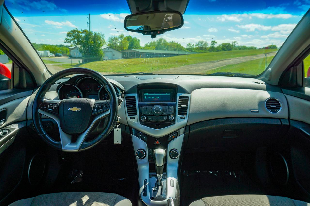 Chevrolet Cruze 4dr Sdn ECO 2012
