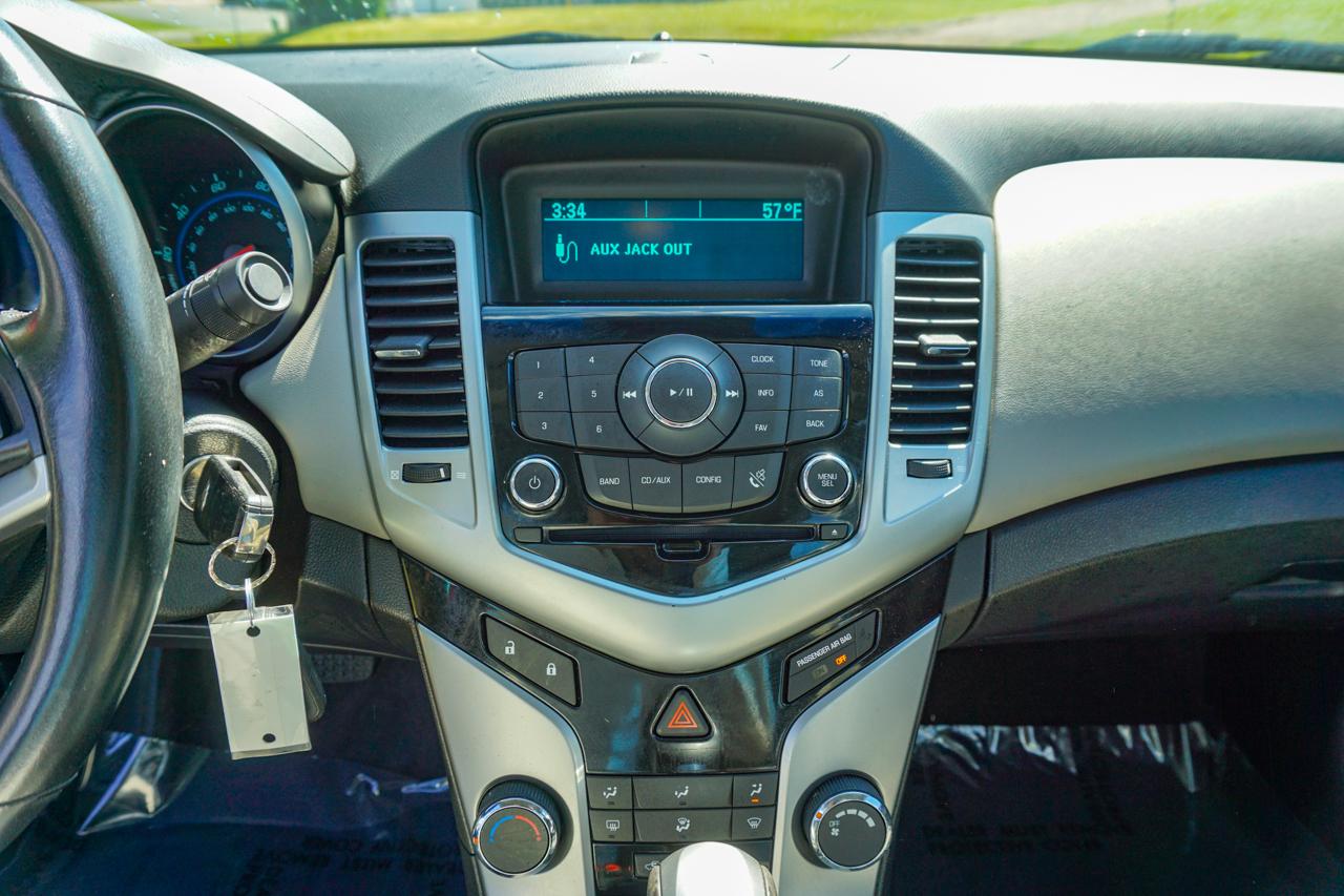 Chevrolet Cruze 4dr Sdn ECO 2012