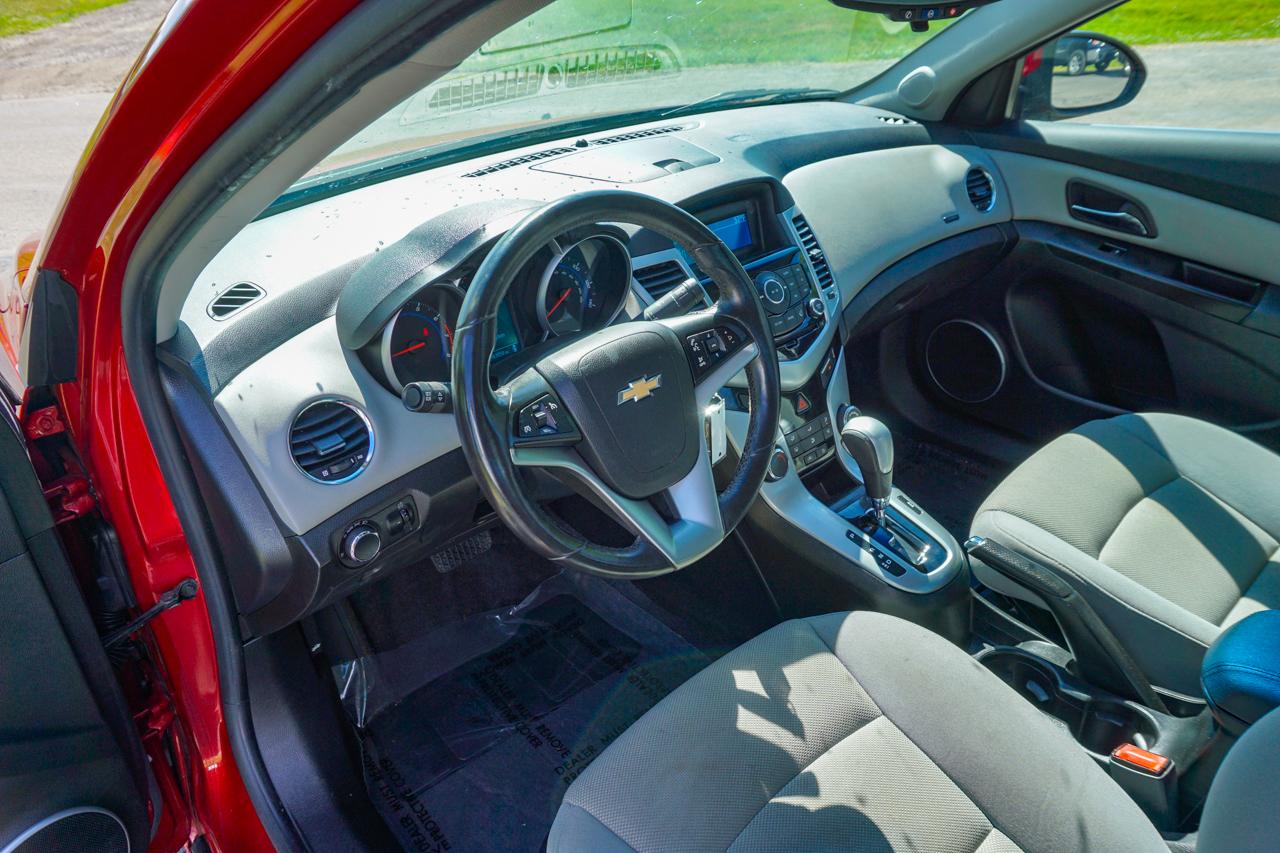 Chevrolet Cruze 4dr Sdn ECO 2012