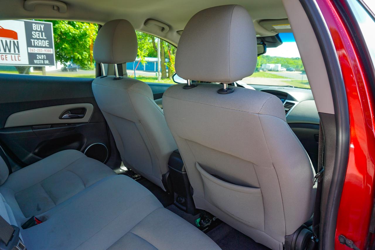 Chevrolet Cruze 4dr Sdn ECO 2012