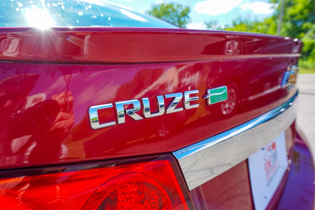 Chevrolet Cruze 4dr Sdn ECO 2012