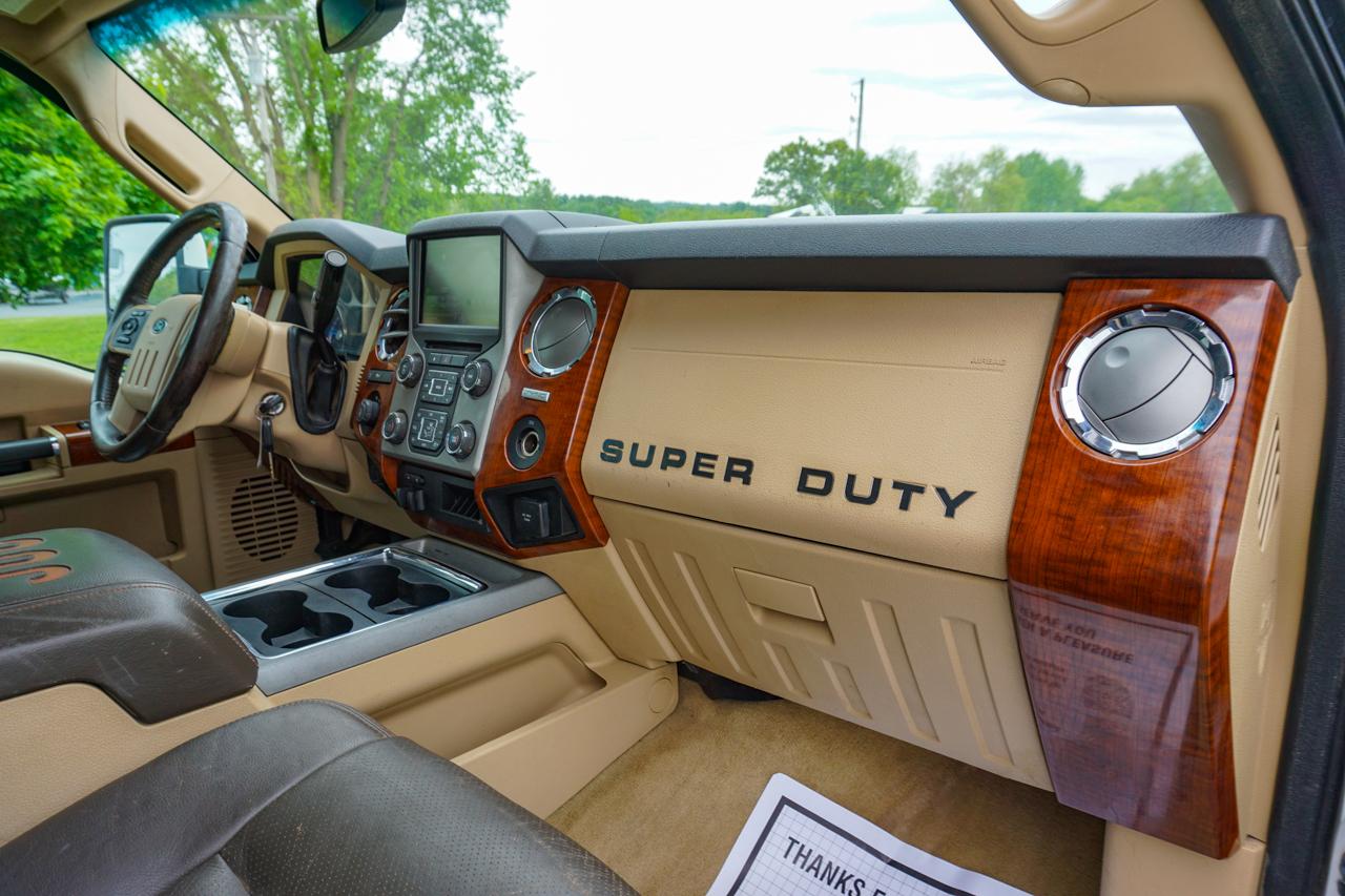 Ford Super Duty F-250 SRW 4WD Crew Cab 156" King Ranch 2015