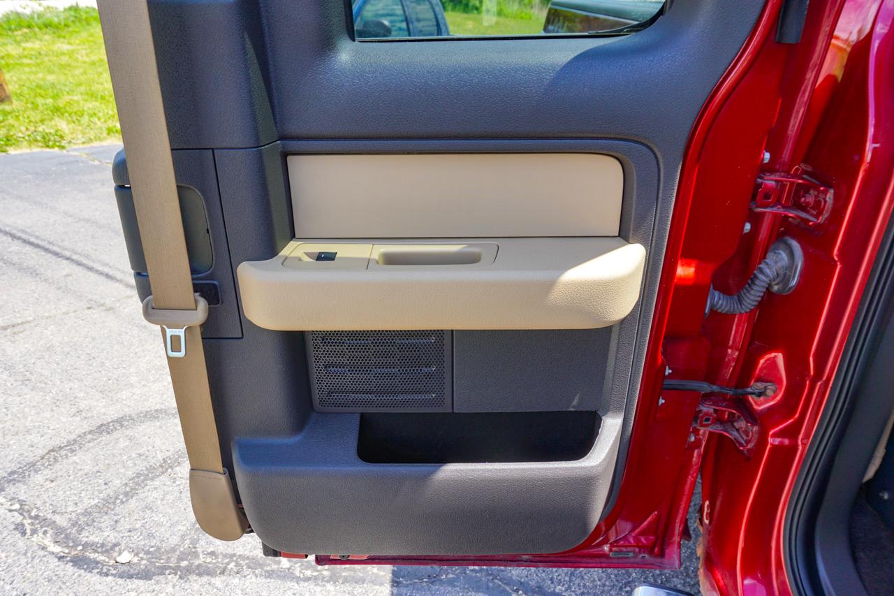 Ford F-150 4WD SuperCab 145" Lariat 2013