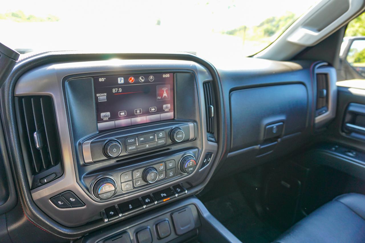 GMC Sierra 1500 4WD Double Cab 143.5" SLT 2014