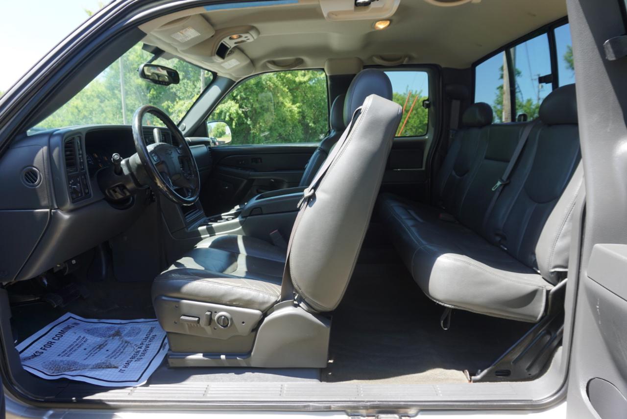 Chevrolet Silverado 2500HD Classic 4WD Ext Cab 143.5" LT3 2007