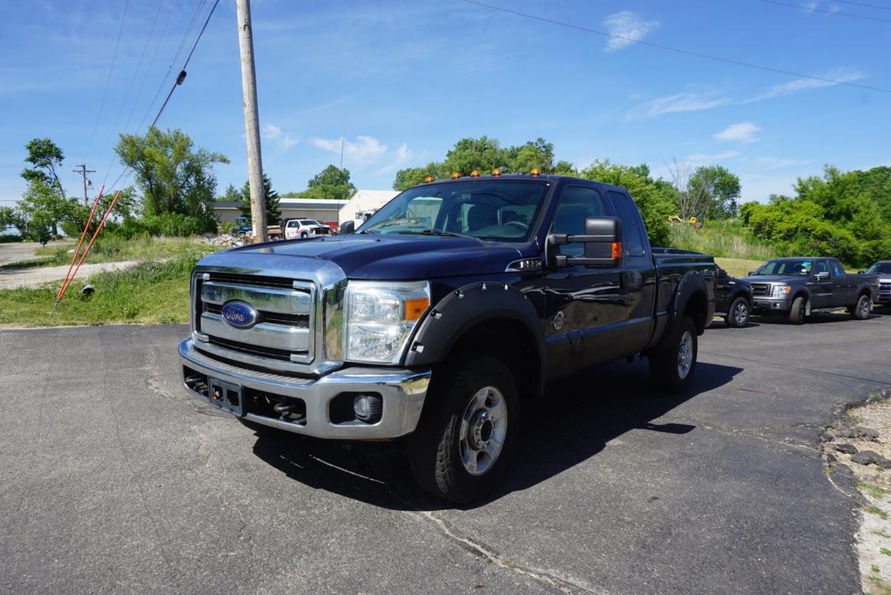 Ford Super Duty F-350 SRW 4WD SuperCab 158" Lariat 2015