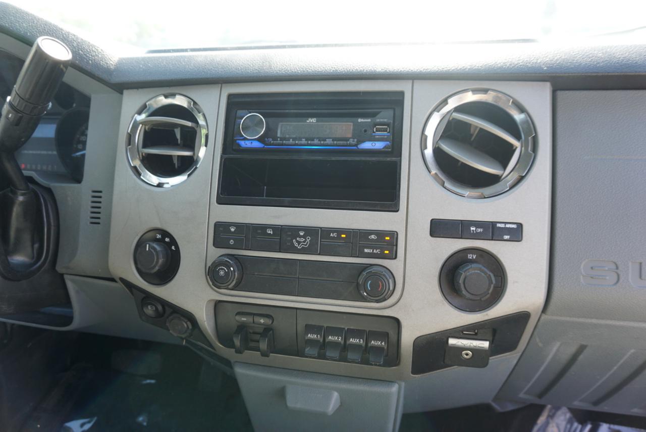 Ford Super Duty F-350 SRW 4WD SuperCab 158" Lariat 2015
