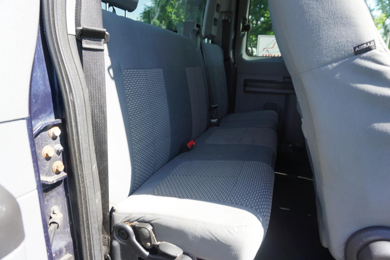 Ford Super Duty F-350 SRW 4WD SuperCab 158" Lariat 2015