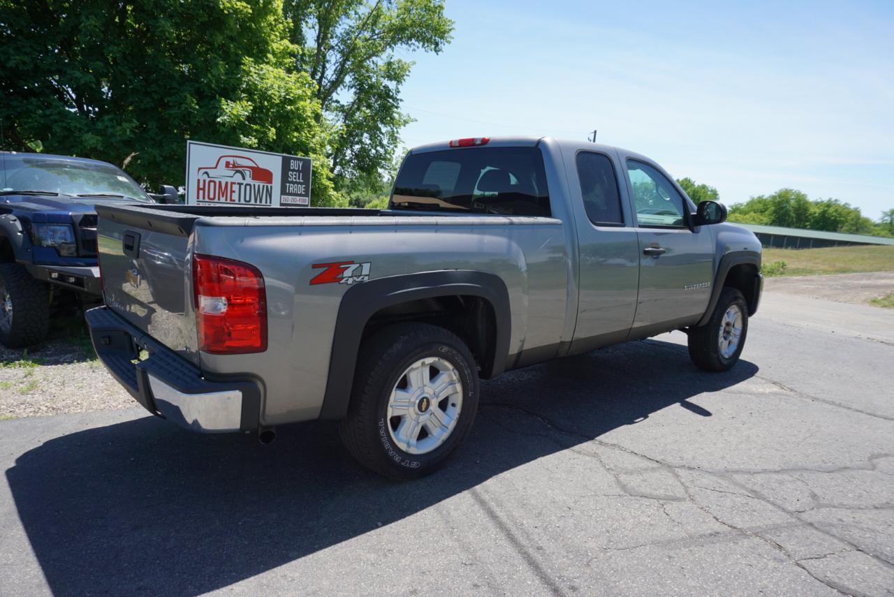 Chevrolet Silverado 1500 4WD Ext Cab 143.5" LT w/1LT 2008