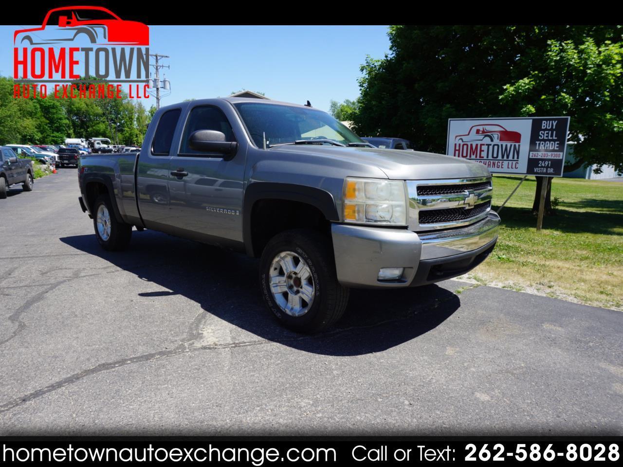 Chevrolet Silverado 1500 4WD Ext Cab 143.5" LT w/1LT 2008