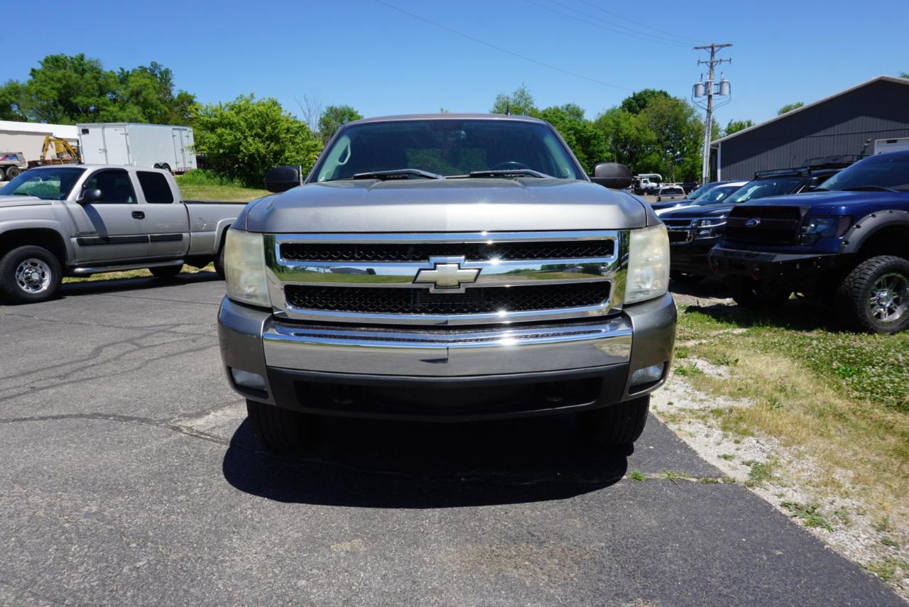 Chevrolet Silverado 1500 4WD Ext Cab 143.5" LT w/1LT 2008