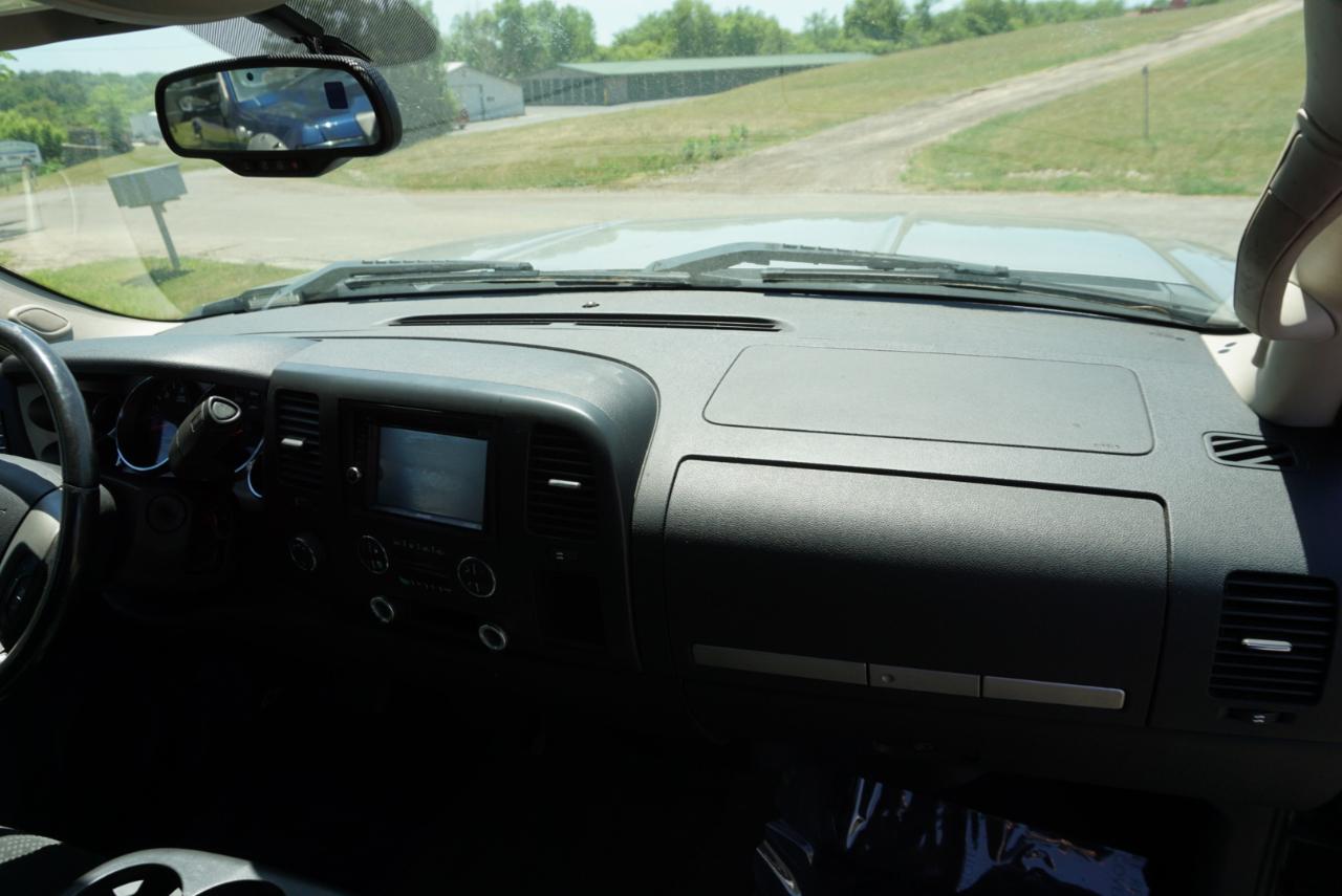 Chevrolet Silverado 1500 4WD Ext Cab 143.5" LT w/1LT 2008