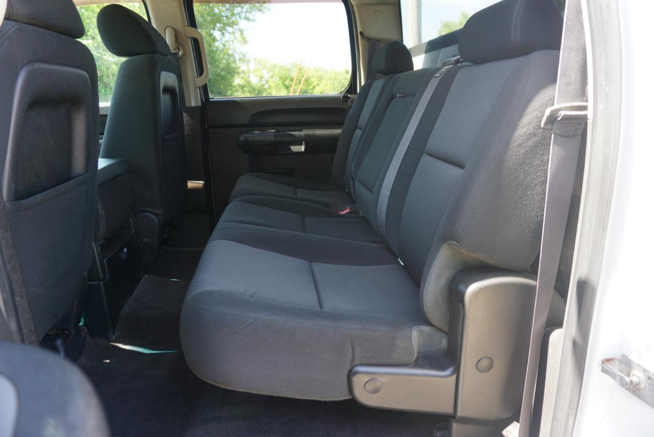 Chevrolet Silverado 2500HD 4WD Crew Cab 153.7" LT 2013