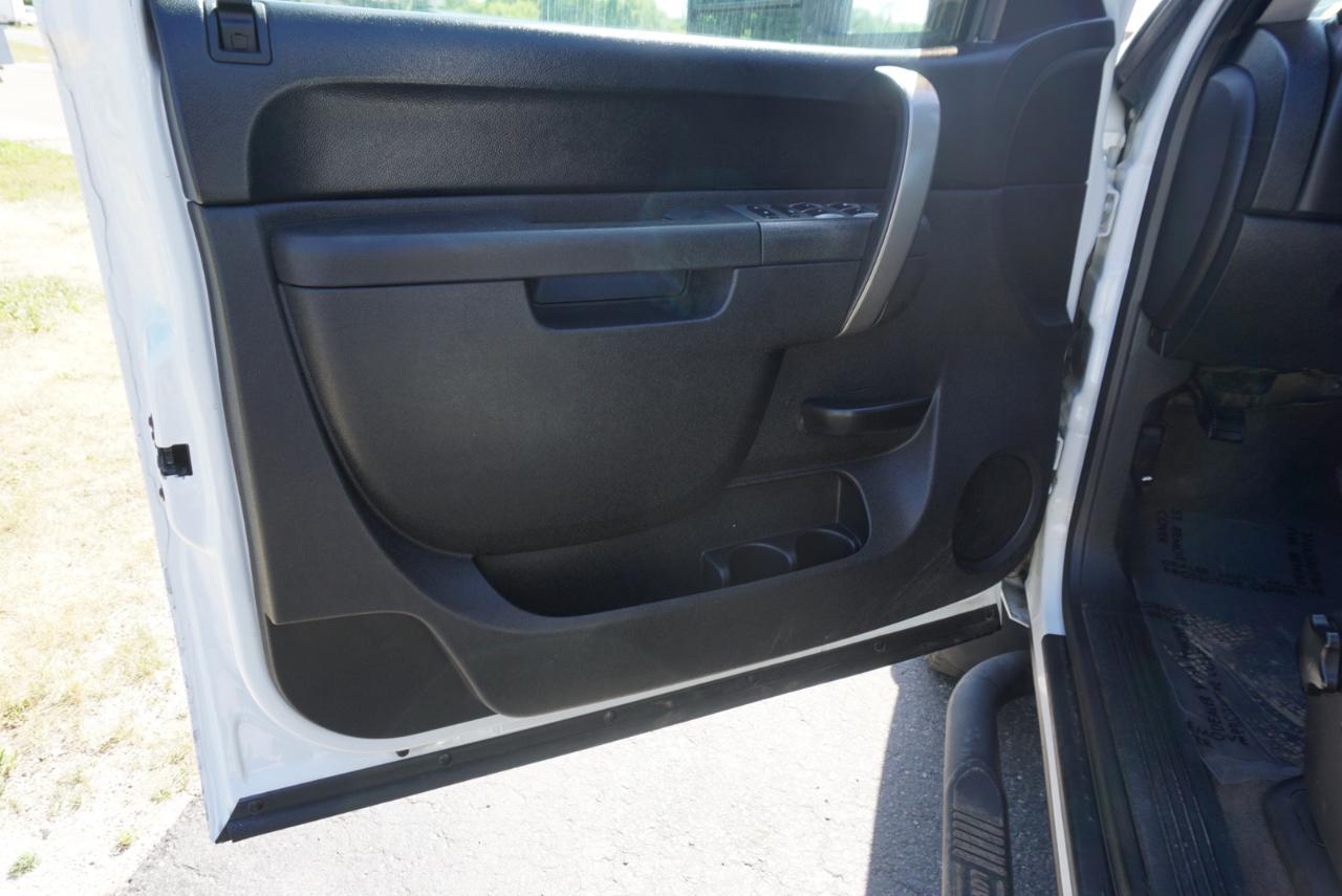 Chevrolet Silverado 2500HD 4WD Crew Cab 153.7" LT 2013