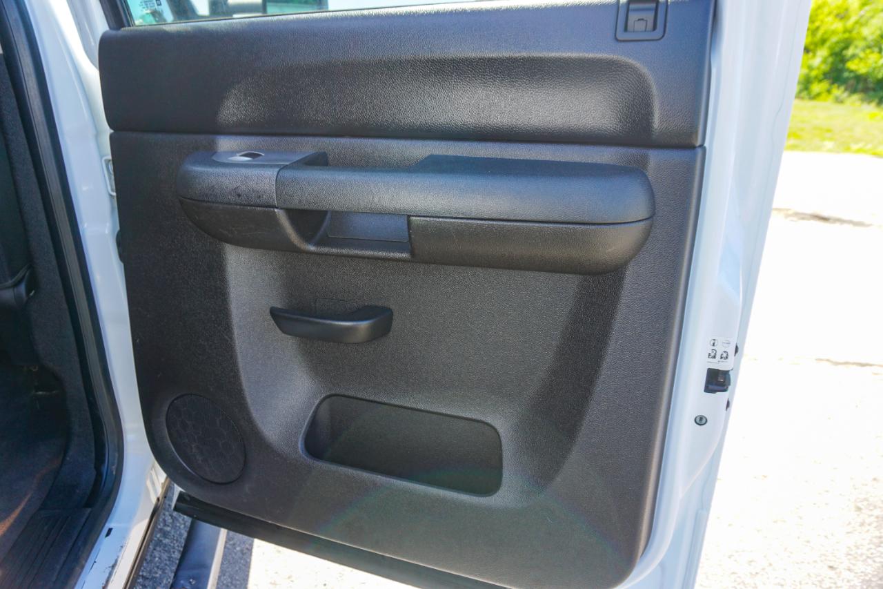 Chevrolet Silverado 2500HD 4WD Crew Cab 153.7" LT 2013
