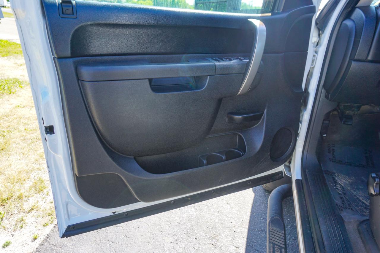 Chevrolet Silverado 2500HD 4WD Crew Cab 153.7" LT 2013