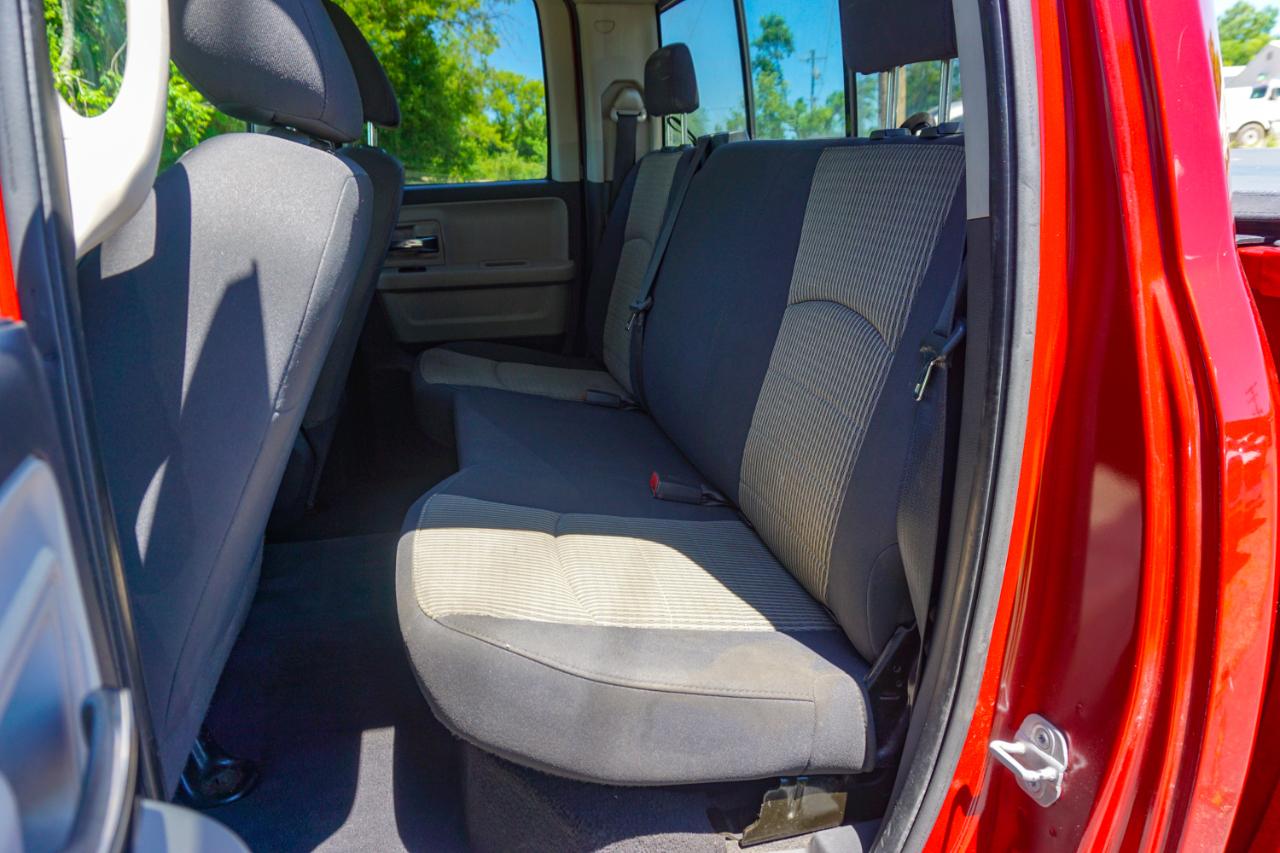 Dodge Ram 1500 4WD Quad Cab 140.5" SLT 2010