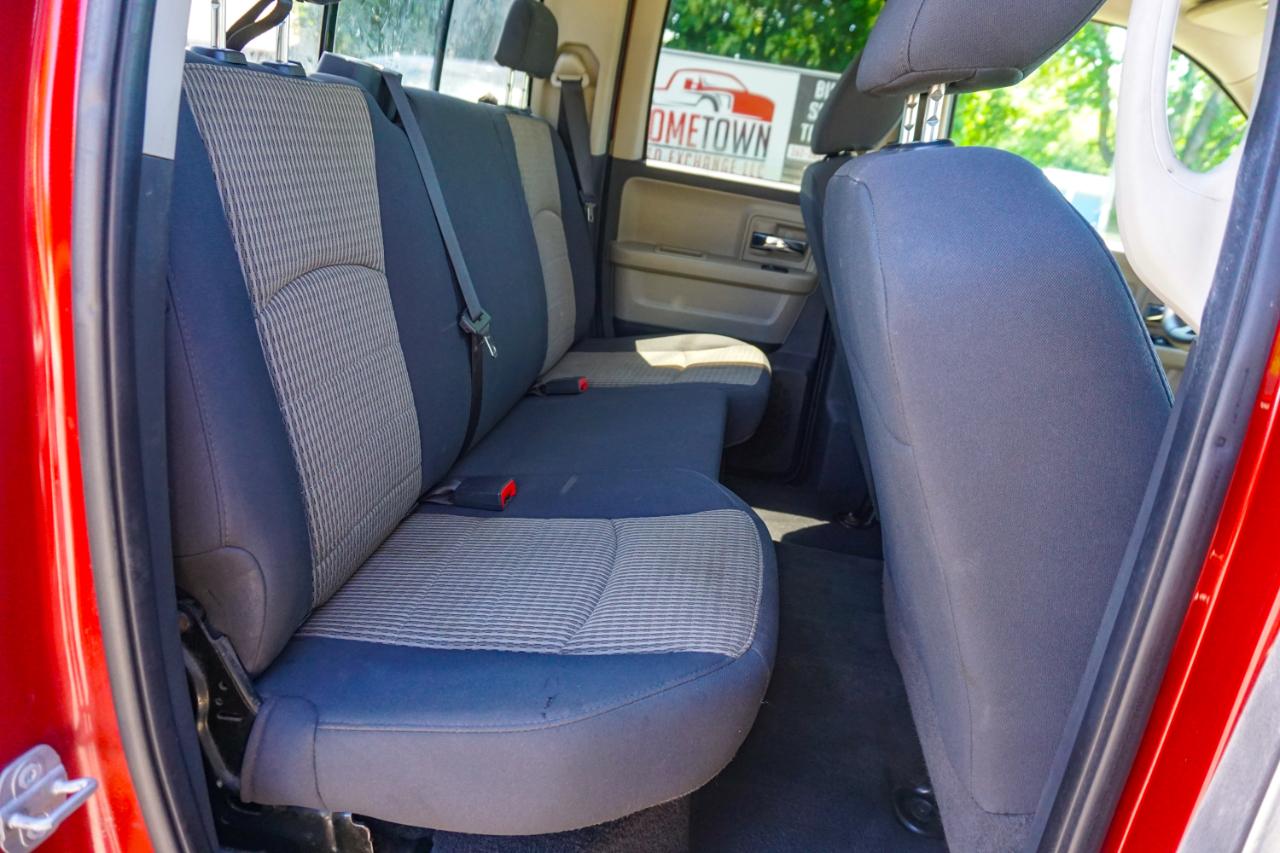 Dodge Ram 1500 4WD Quad Cab 140.5" SLT 2010