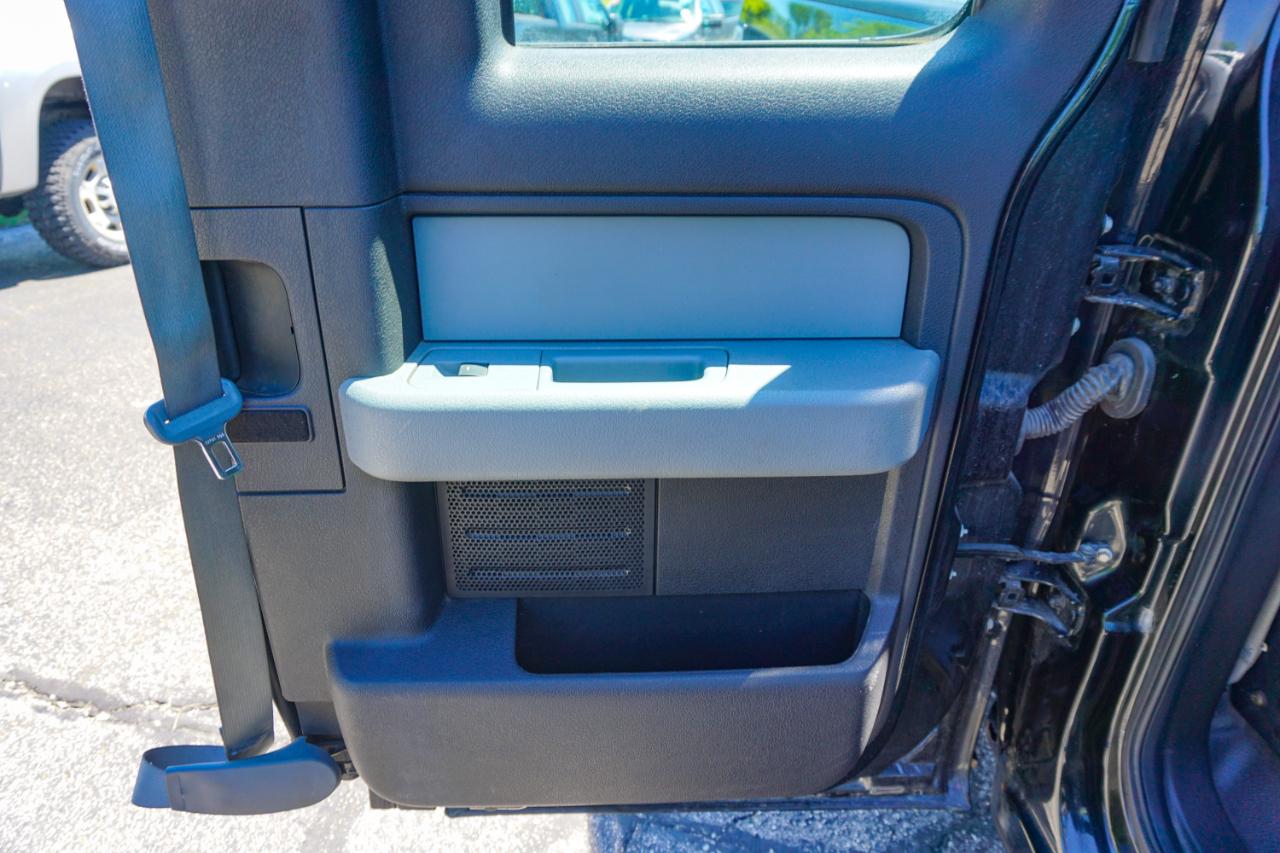 Ford F-150 4WD SuperCab 145" Lariat 2013
