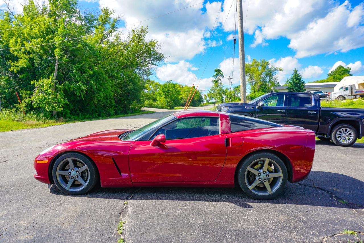 Chevrolet Corvette 2dr Cpe 2005