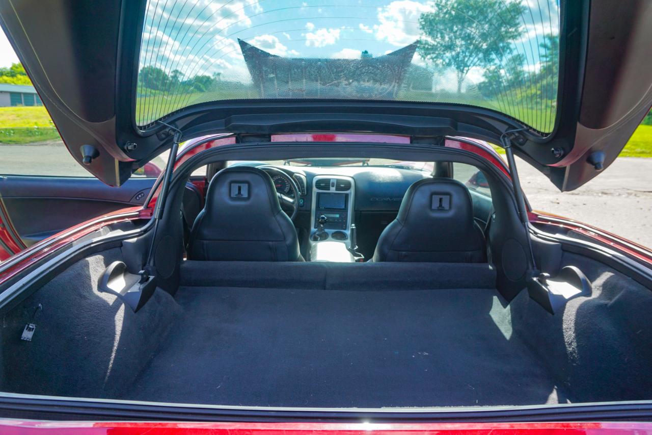 Chevrolet Corvette 2dr Cpe 2005
