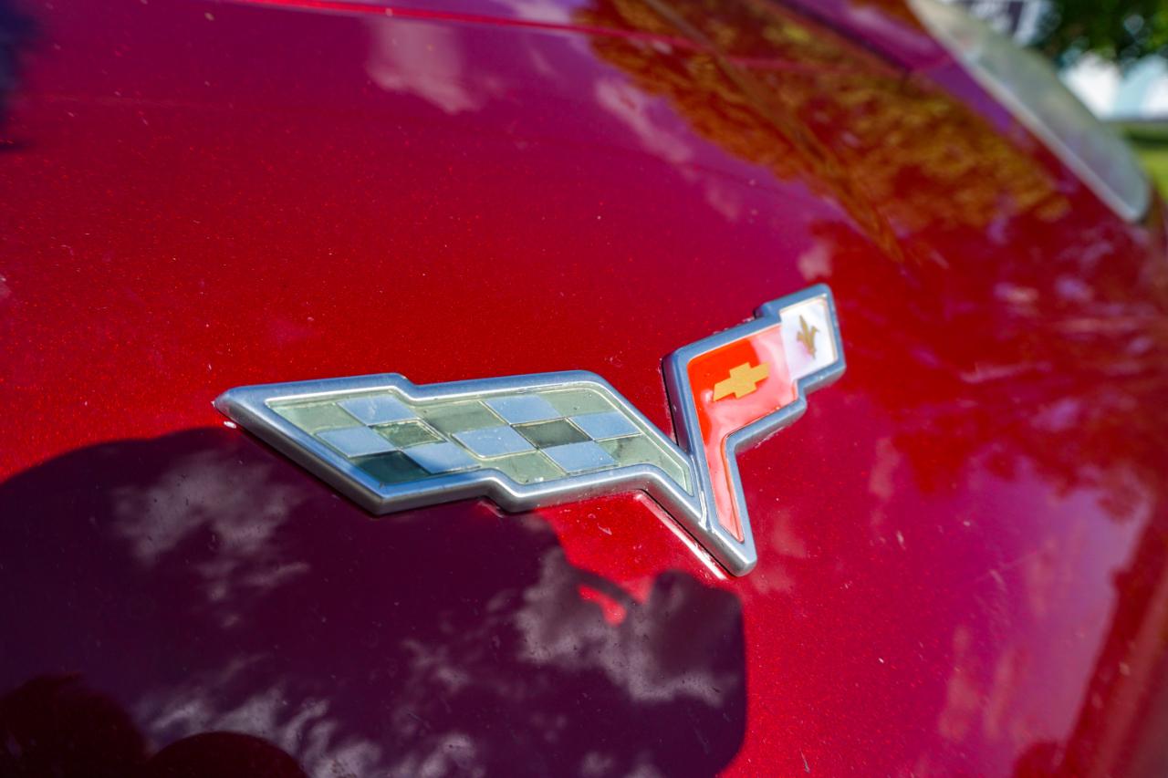 Chevrolet Corvette 2dr Cpe 2005
