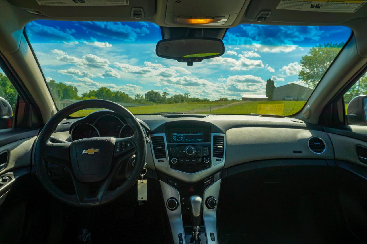 Chevrolet Cruze 4dr Sdn Auto LS 2014