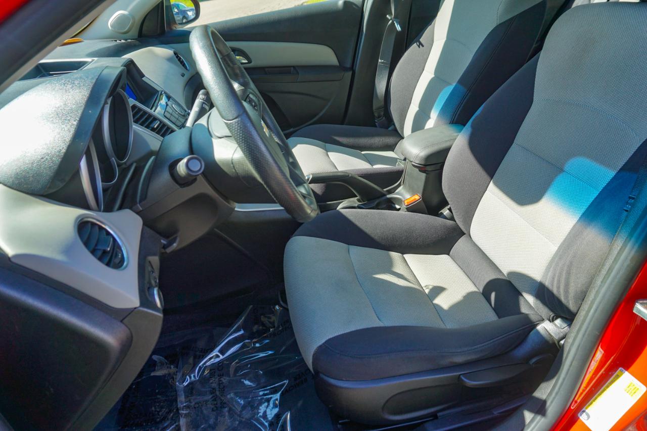 Chevrolet Cruze 4dr Sdn Auto LS 2014