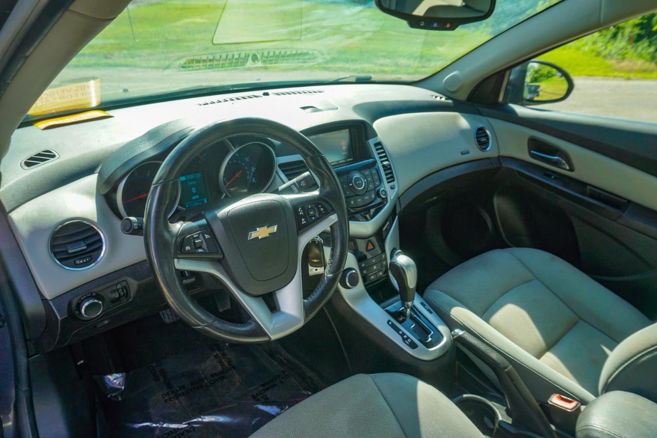 Chevrolet Cruze 4dr Sdn Auto ECO 2013