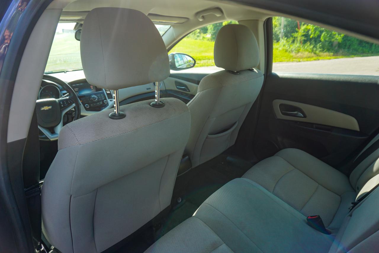 Chevrolet Cruze 4dr Sdn Auto ECO 2013