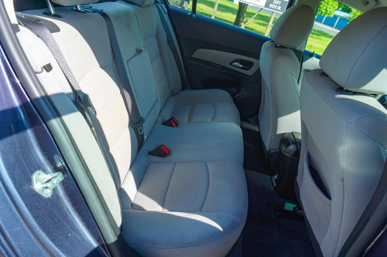 Chevrolet Cruze 4dr Sdn Auto ECO 2013