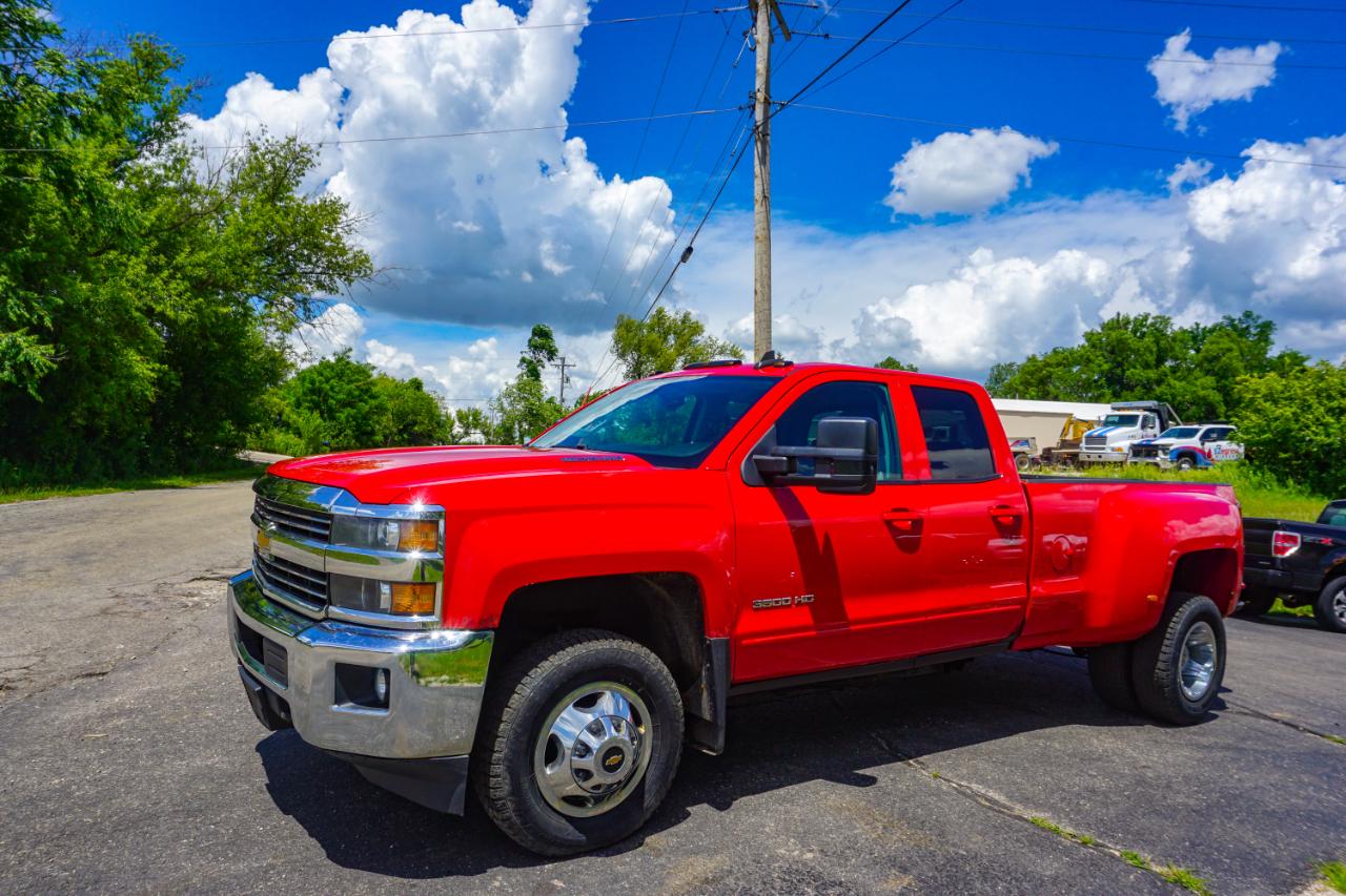 Chevrolet Silverado 3500HD Built After Aug 14 4WD Double Cab 158.1" LT 2015