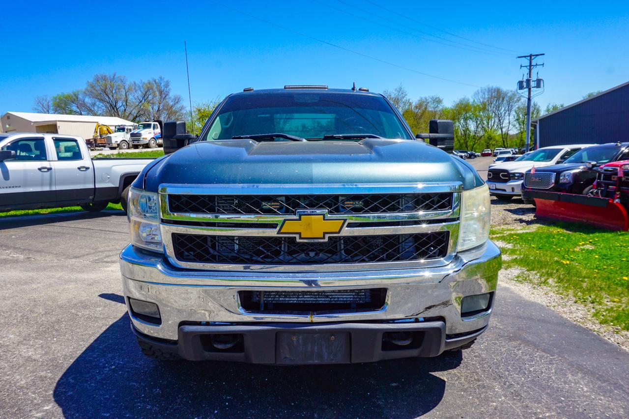 Chevrolet Silverado 2500HD 4WD Crew Cab 153.7" LT 2011