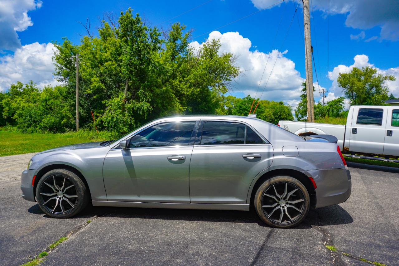 Chrysler 300 4dr Sdn Limited AWD 2015