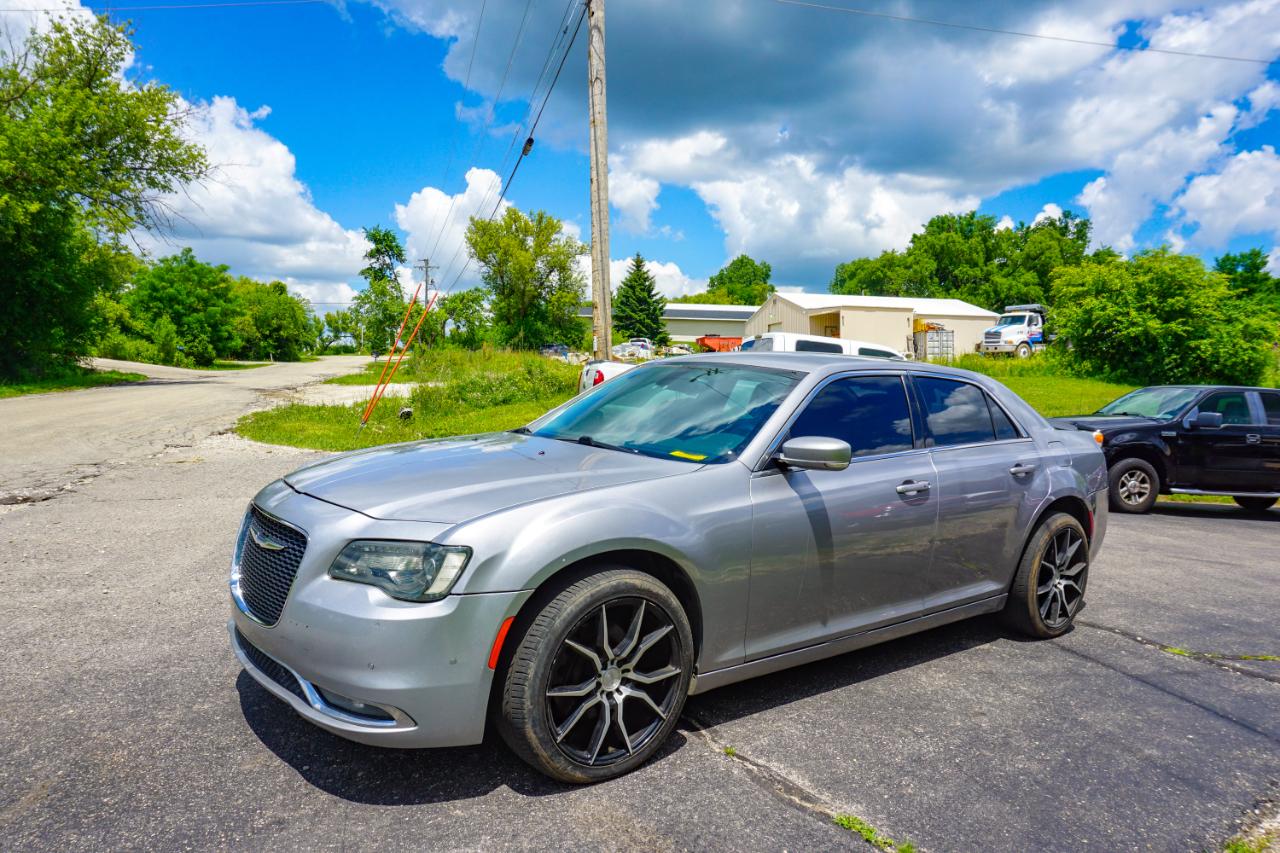 Chrysler 300 4dr Sdn Limited AWD 2015
