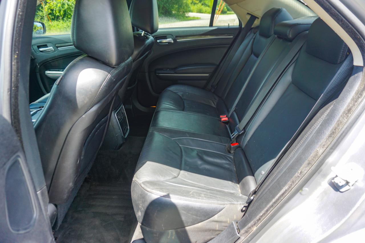Chrysler 300 4dr Sdn Limited AWD 2015