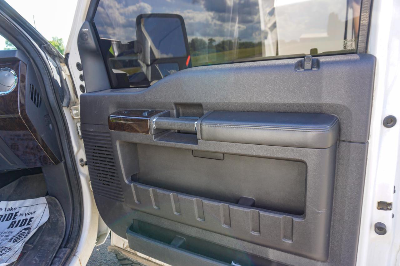 Ford Super Duty F-250 SRW 4WD Crew Cab 172" Platinum 2015