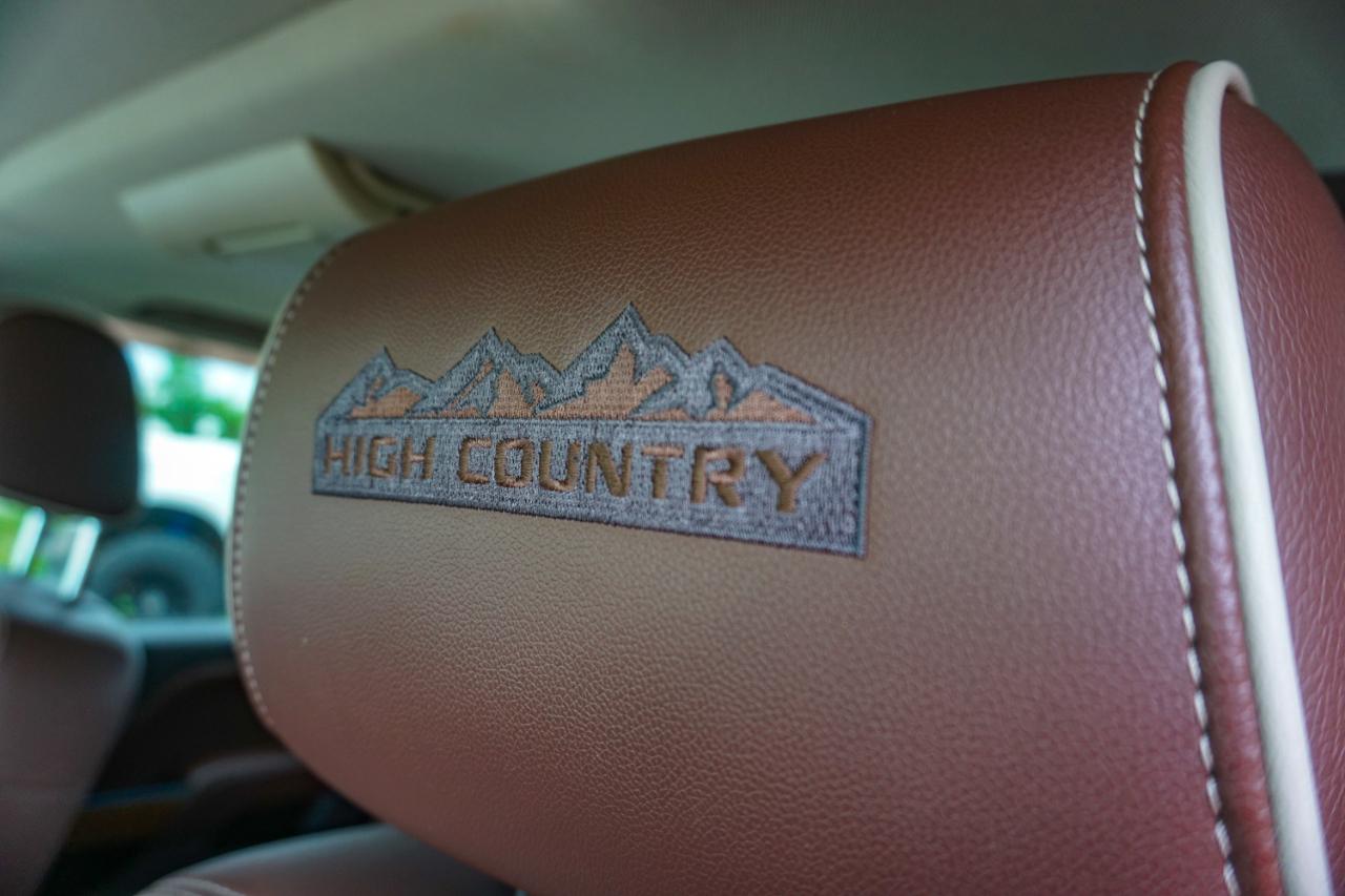 Chevrolet Silverado 1500 4WD Crew Cab 143.5" High Country 2014