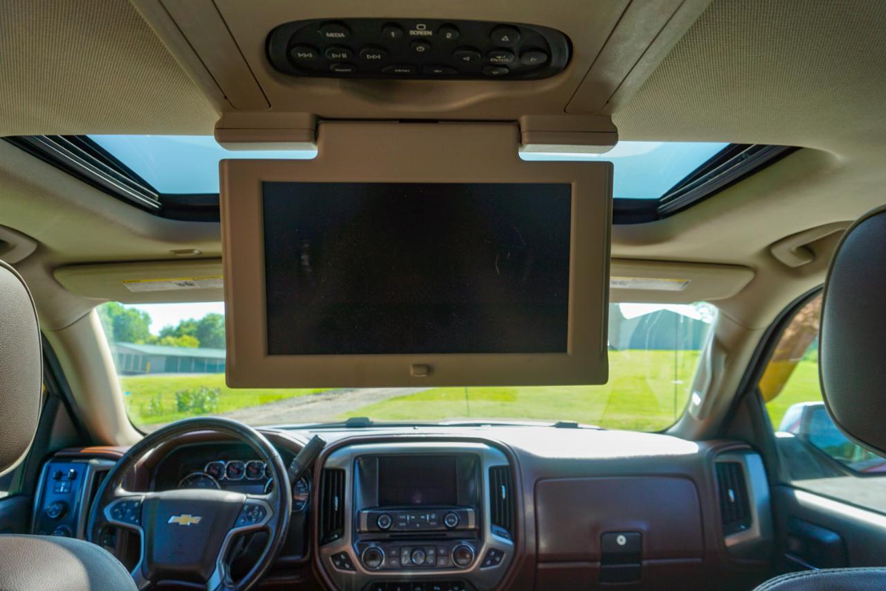 Chevrolet Silverado 1500 4WD Crew Cab 143.5" High Country 2014