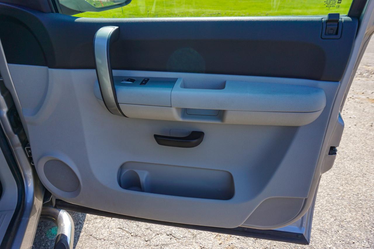Chevrolet Silverado 1500 4WD Crew Cab 143.5" LT 2009