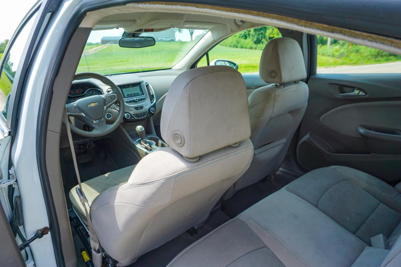 Chevrolet Cruze 4dr Sdn 1.4L LT w/1SD 2017