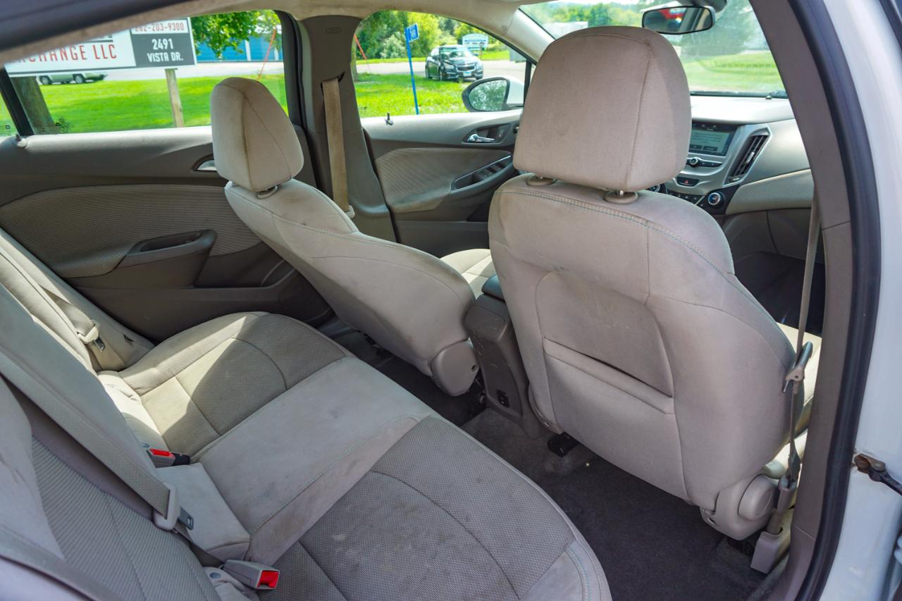 Chevrolet Cruze 4dr Sdn 1.4L LT w/1SD 2017