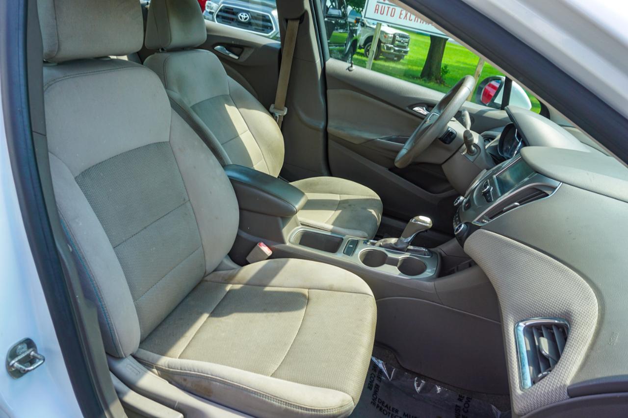 Chevrolet Cruze 4dr Sdn 1.4L LT w/1SD 2017
