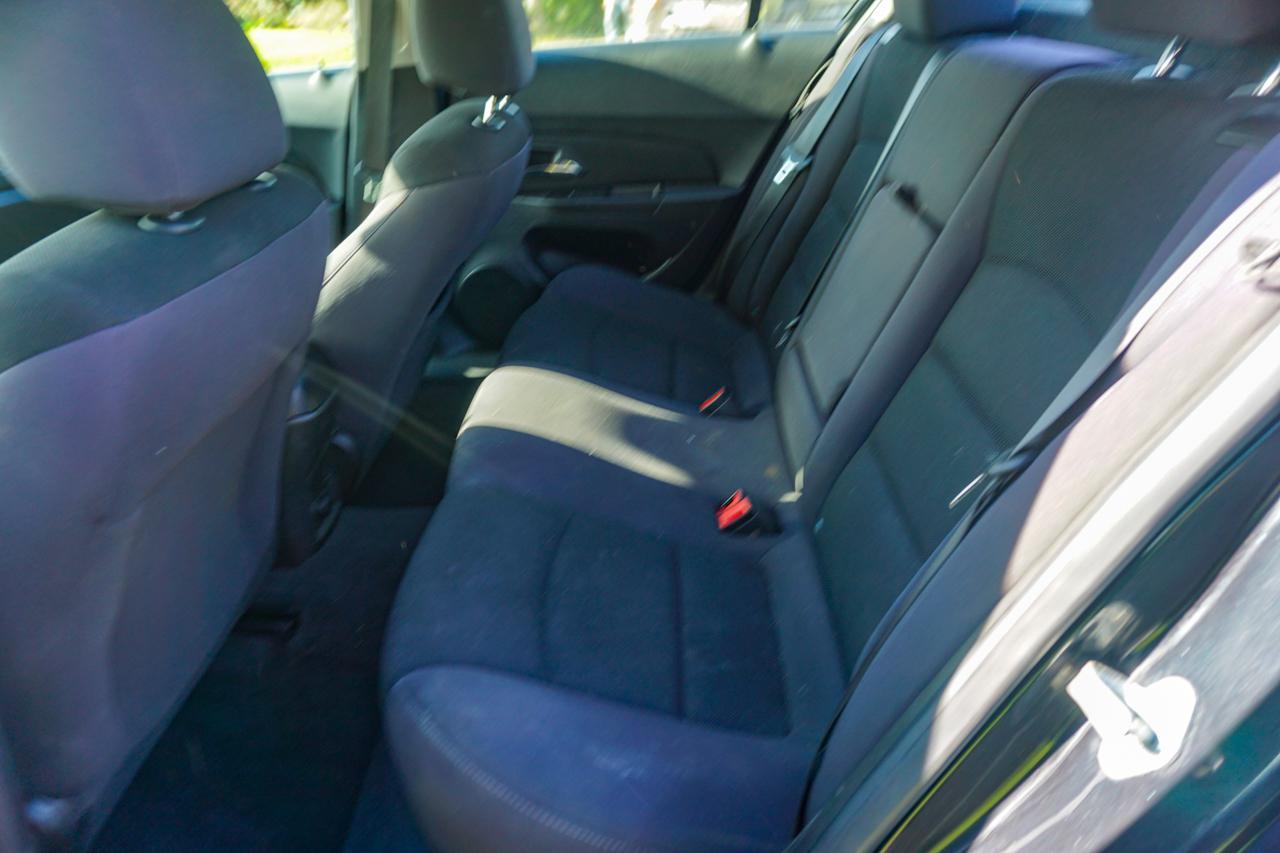 Chevrolet Cruze 4dr Sdn Auto 1LT 2013