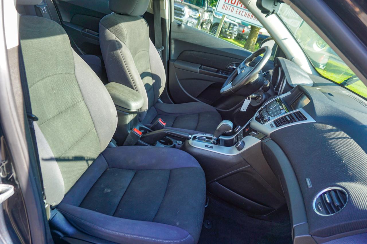 Chevrolet Cruze 4dr Sdn Auto 1LT 2013